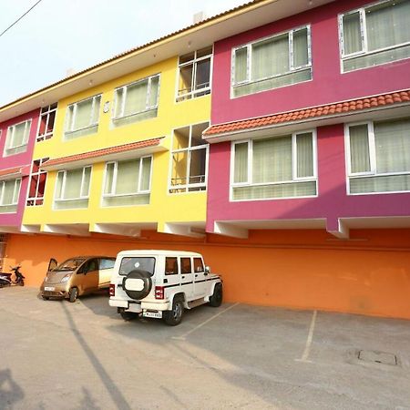 Mmr Holiday Inn Ooty Esterno foto