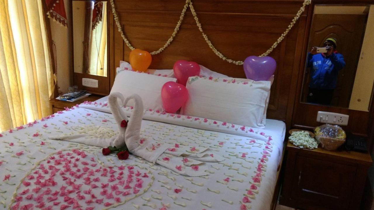 Mmr Holiday Inn Ooty Esterno foto